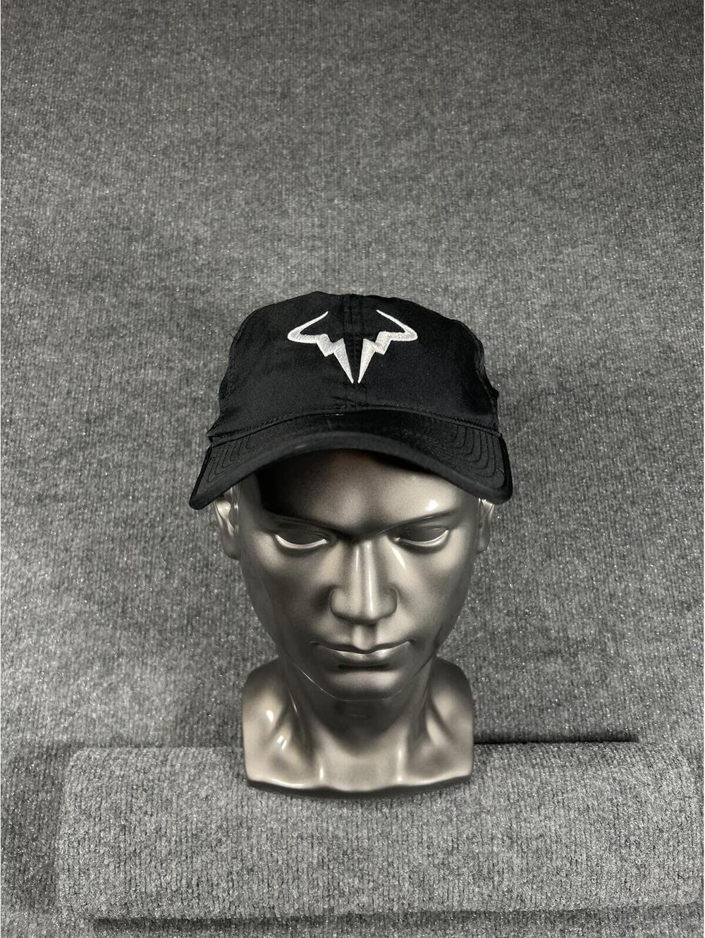 Nike Rafael Nadal, tennis hat with Rafa bull logo